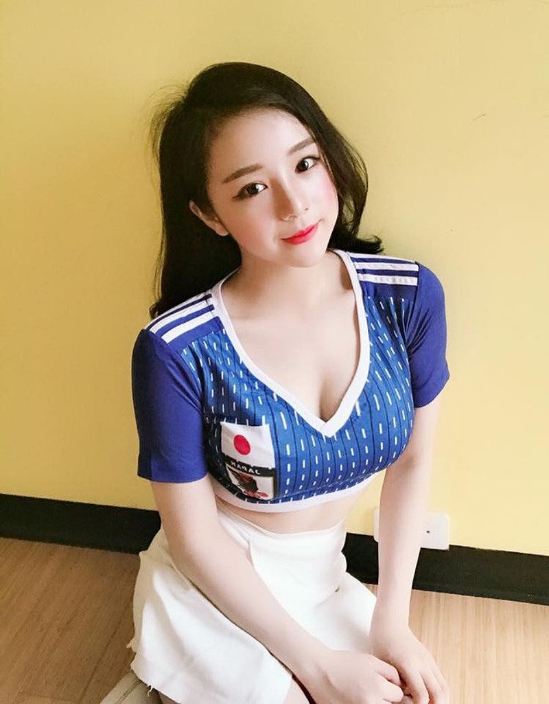 Hot girl ngủ gật - Nguyễn Thủy Tiên gây bão trên mạng xã hội - -429296974