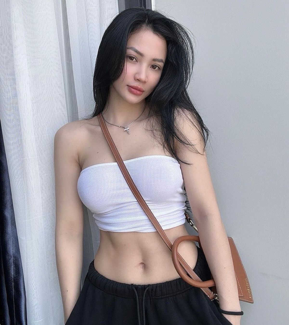 3 hot girl thể hình nổi tiếng Việt Nam và lối sống lành mạnh - -1784308505