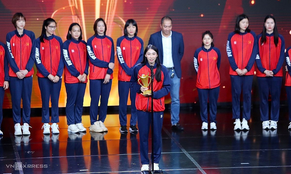 Đội tuyển bóng chuyền nữ Việt Nam vinh danh tại Gala Cup Chiến thắng - 1722461234